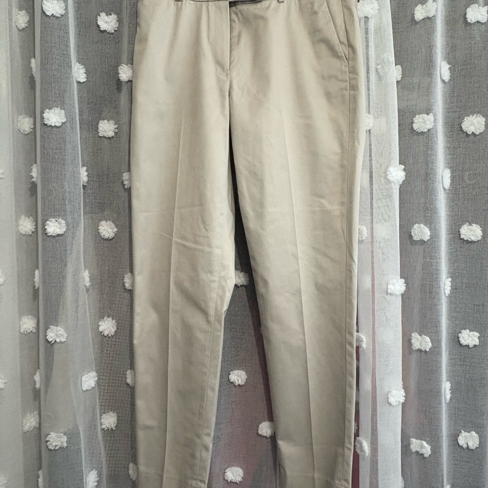 Women’s Brooks Brothers Light Tan Chinos Size 6